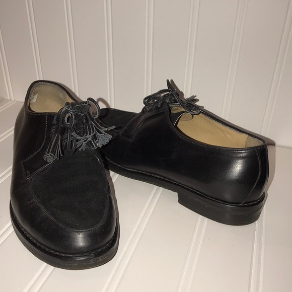 ⭐️Gucci black lace up loafers with tassels - Picture 1 of 8